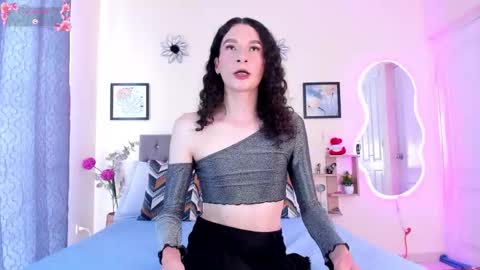 Violet online show from 03.06.26