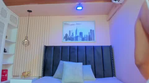 Viiolett online show from 02.09.25