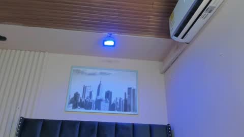 Viiolett online show from 03.02.25