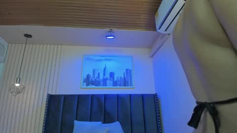 Viiolett online show from 09.09.25