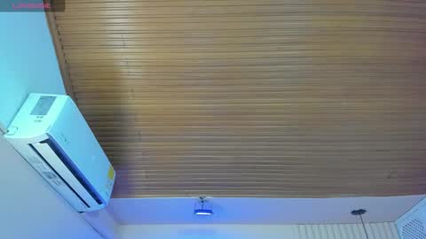 Viiolett online show from 09.27.25