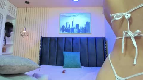 Viiolett online show from 03.08.26