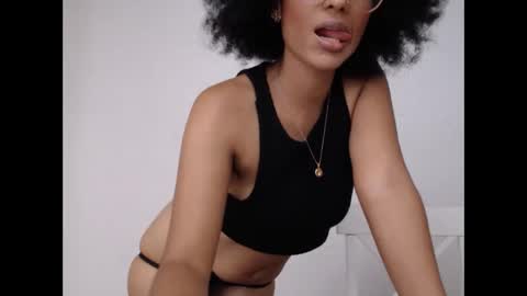 viiolettaaa online show from 06.05.26