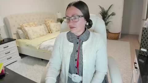 Ukrainian-woman online show from 04.29.26