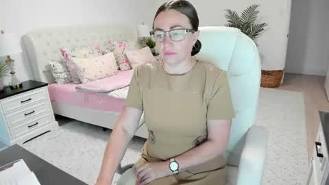 Ukrainian-woman online show from 06.16.26