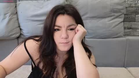 follow my fansly  online show from 10.06.25