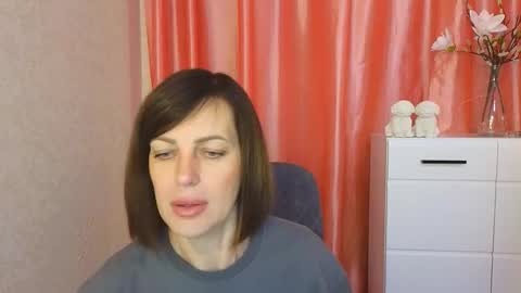 Vika online show from 10.24.25