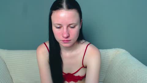 Snapshot of viki_kelt chatting on 12.11.24 Viki Kelt online show from 12.11.24