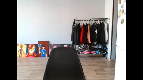 Snapshot of viki_kelt chatting on 09.09.25 Viki Kelt online show from 09.09.25