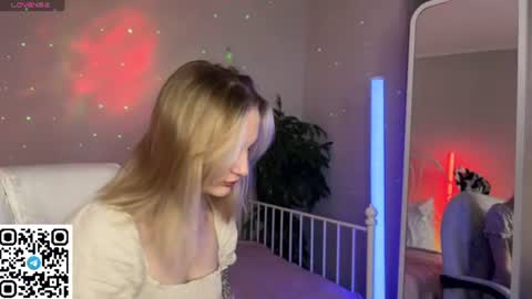 Vikky online show from 06.11.26