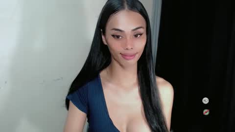 vikkylustfull online show from 01.26.25