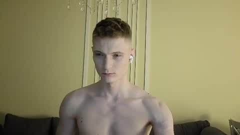 Snapshot of viksons chatting on 07.19.26 Max online show from 07.19.26