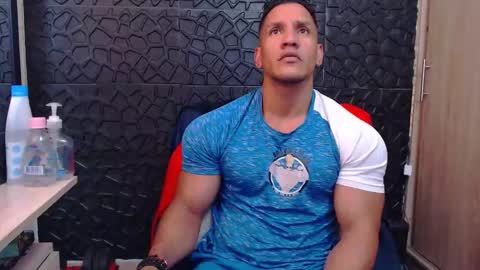 Viktor Herrera online show from 02.03.26