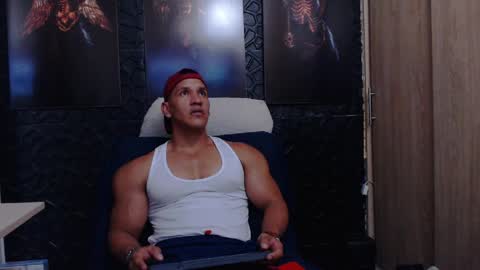 Viktor Herrera online show from 06.06.26