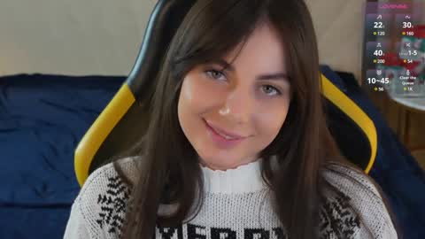 Snapshot of viktoria_storm chatting on 01.07.25 Alisa online show from 01.07.25