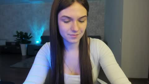 Snapshot of viktory_999 chatting on 04.02.26 viktory_999 online show from 04.02.26