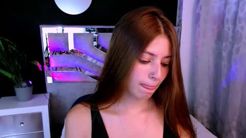 viky_evanss online show from 04.16.26