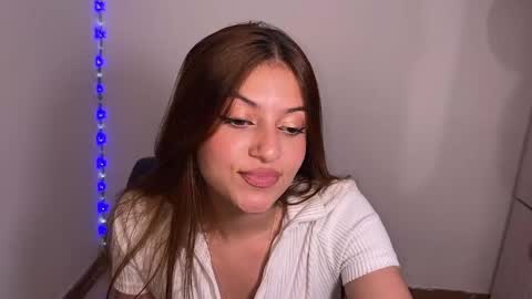 viky_evanss online show from 05.21.26