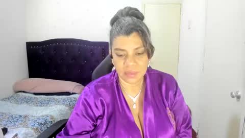 VIKY ADAMS online show from 09.12.25