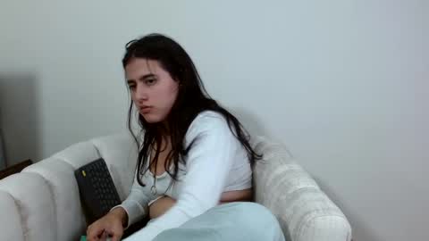 vikysexy28 online show from 02.18.25