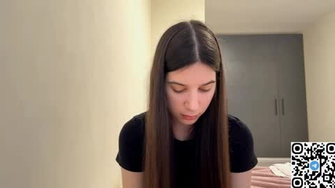 Vivien online show from 03.08.26