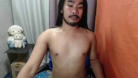 Snapshot of vin_17 chatting on 03.12.25 Call me Marvin online show from 03.12.25