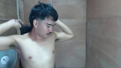 Snapshot of vin_17 chatting on 02.12.26 Call me Marvin online show from 02.12.26