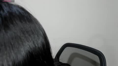 Snapshot of vinaly_y chatting on 01.13.26 Vinaly online show from 01.13.26