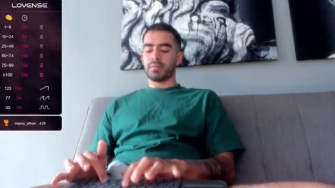 Snapshot of vince_colin chatting on 12.30.24 VINCE online show from 12.30.24