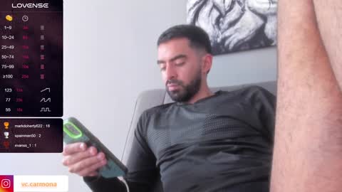 Snapshot of vince_colin chatting on 01.19.25 VINCE online show from 01.19.25