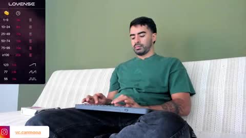 Snapshot of vince_colin chatting on 09.23.25 VINCE online show from 09.23.25