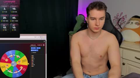 Vincent Strong online show from 11.24.25