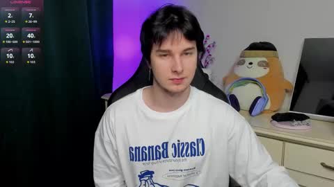 Snapshot of vincent__strong chatting on 03.11.26 Vincent Strong online show from 03.11.26