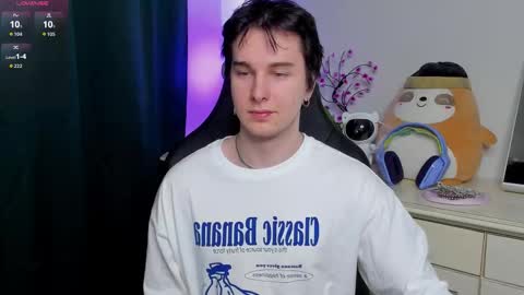 Snapshot of vincent__strong chatting on 03.20.26 Vincent Strong online show from 03.20.26