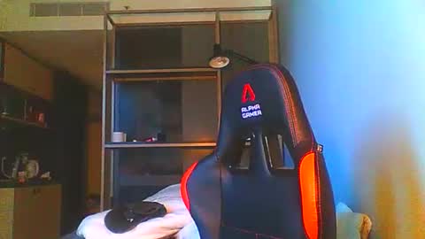 vincentprice69 online show from 10.26.25