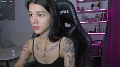 vinkitinkii online show from 12.05.24