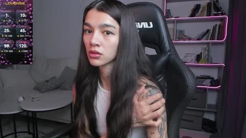 vinkitinkii online show from 01.14.25