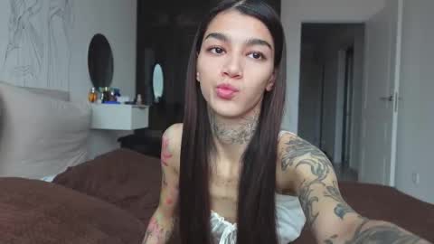 vinkitinkii online show from 10.16.25