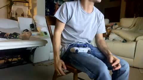 Snapshot of vinsmoke_sanji2020 chatting on 01.01.25 Sanji online show from 01.01.25