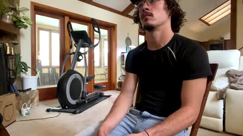 Snapshot of vinsmoke_sanji2020 chatting on 02.26.25 Sanji online show from 02.26.25