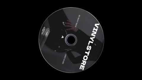 Snapshot of vinylstore chatting on 01.18.25 Diva Silvia online show from 01.18.25