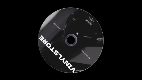 Snapshot of vinylstore chatting on 01.19.25 Diva Silvia online show from 01.19.25