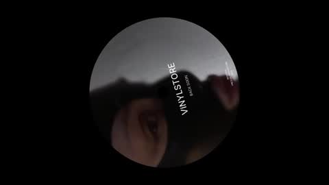 Snapshot of vinylstore chatting on 01.23.25 Diva Silvia online show from 01.23.25