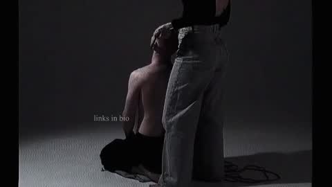 Snapshot of vinylstore chatting on 01.29.25 Diva Silvia online show from 01.29.25