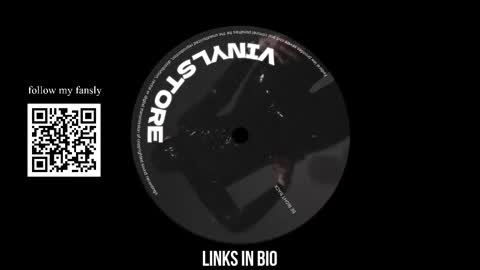 Snapshot of vinylstore chatting on 03.09.25 Diva Silvia online show from 03.09.25