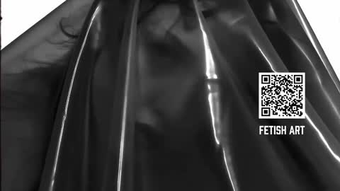 Snapshot of vinylstore chatting on 09.10.25 Diva Silvia online show from 09.10.25