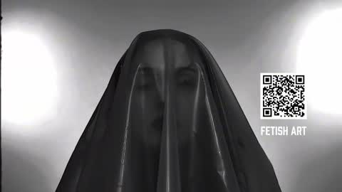 Snapshot of vinylstore chatting on 09.13.25 Diva Silvia online show from 09.13.25