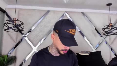 ---Vinzen--- online show from 11.06.25