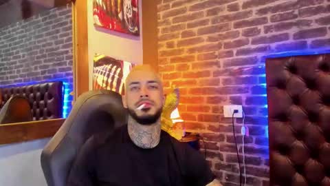 ---Vinzen--- online show from 12.16.25