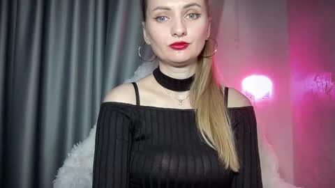 Funny  girl online show from 10.28.25